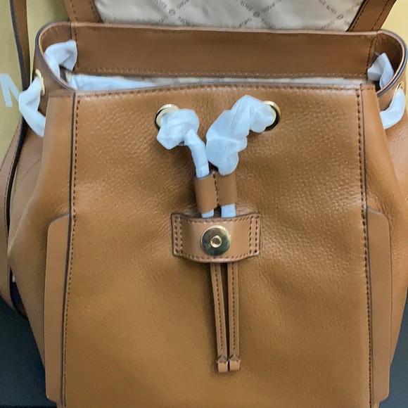 NEW! MICHAEL KORS Ginger Medium Backpack - Picture 7 of 11